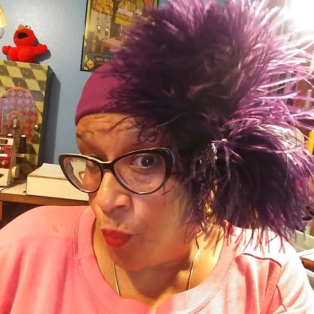 Meet your Posher, Vivian